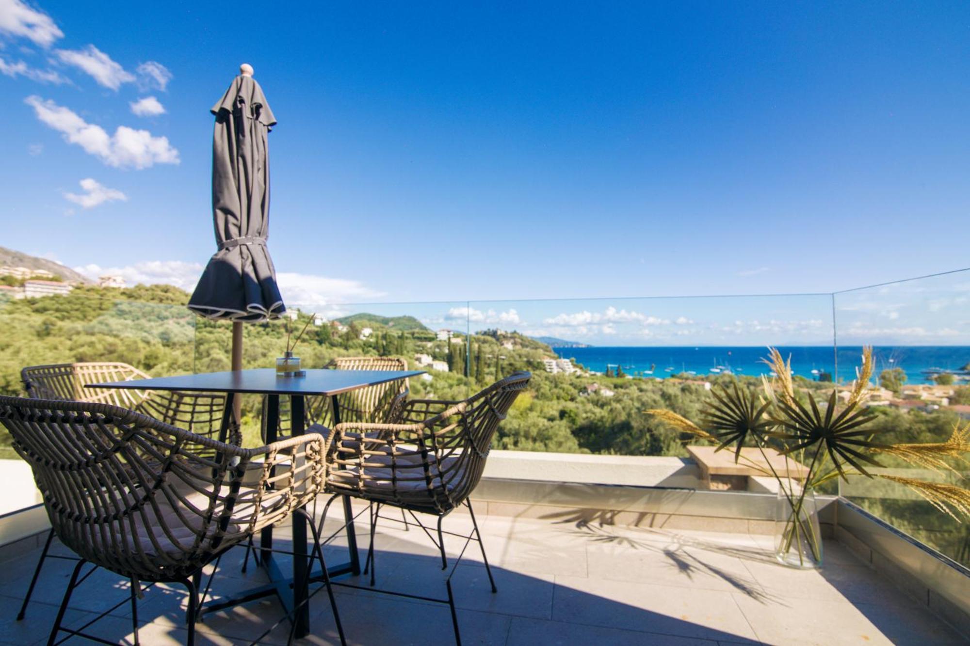 Golden Bay & Maisonettes *