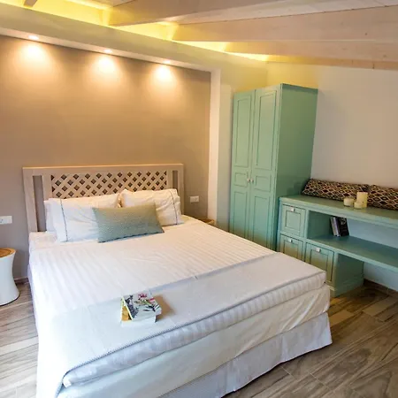 Golden Bay Suites&Maisonettes Parga Extérieur photo