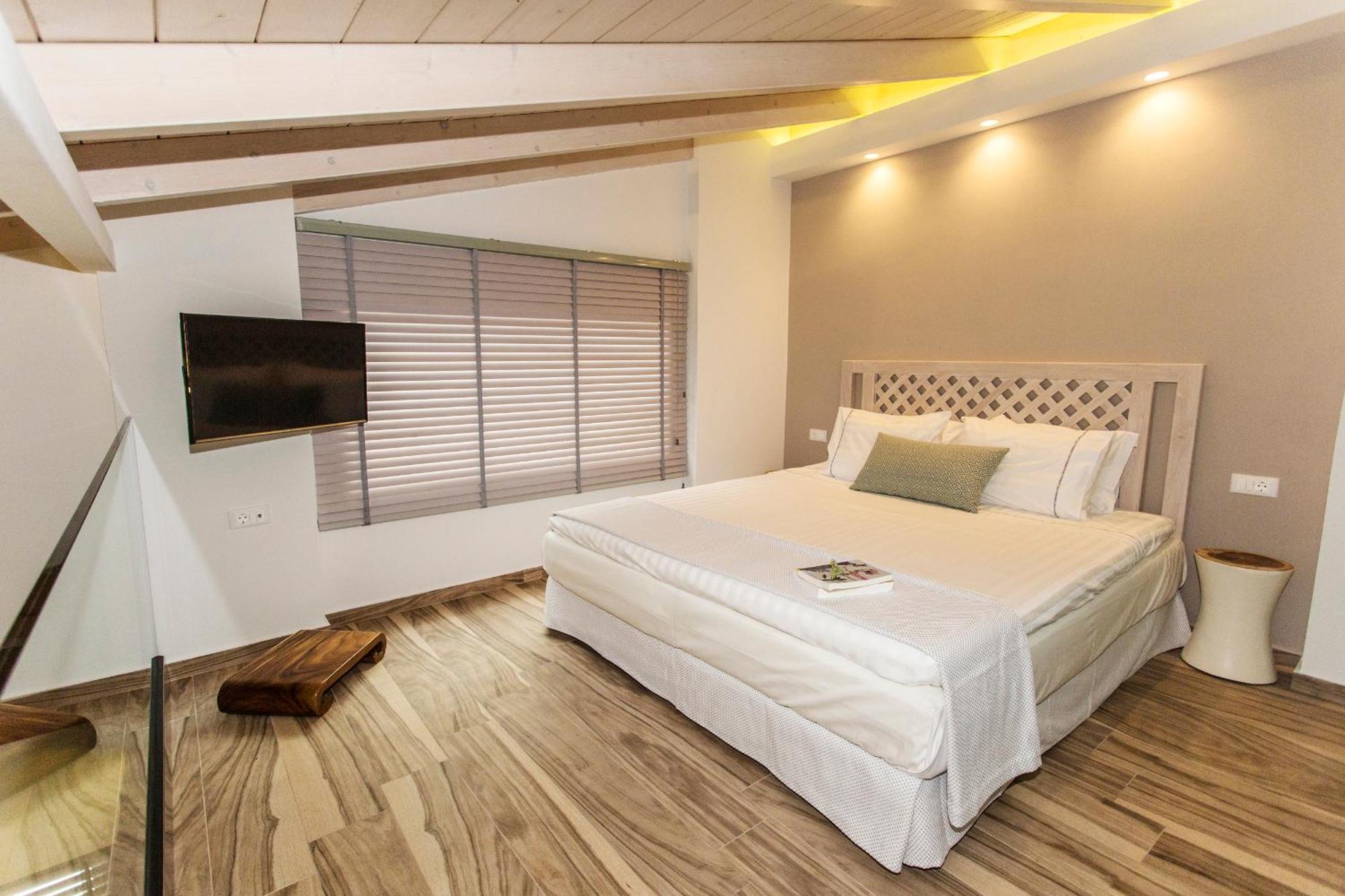 Golden Bay Suites&maisonettes Hébergement de vacances *