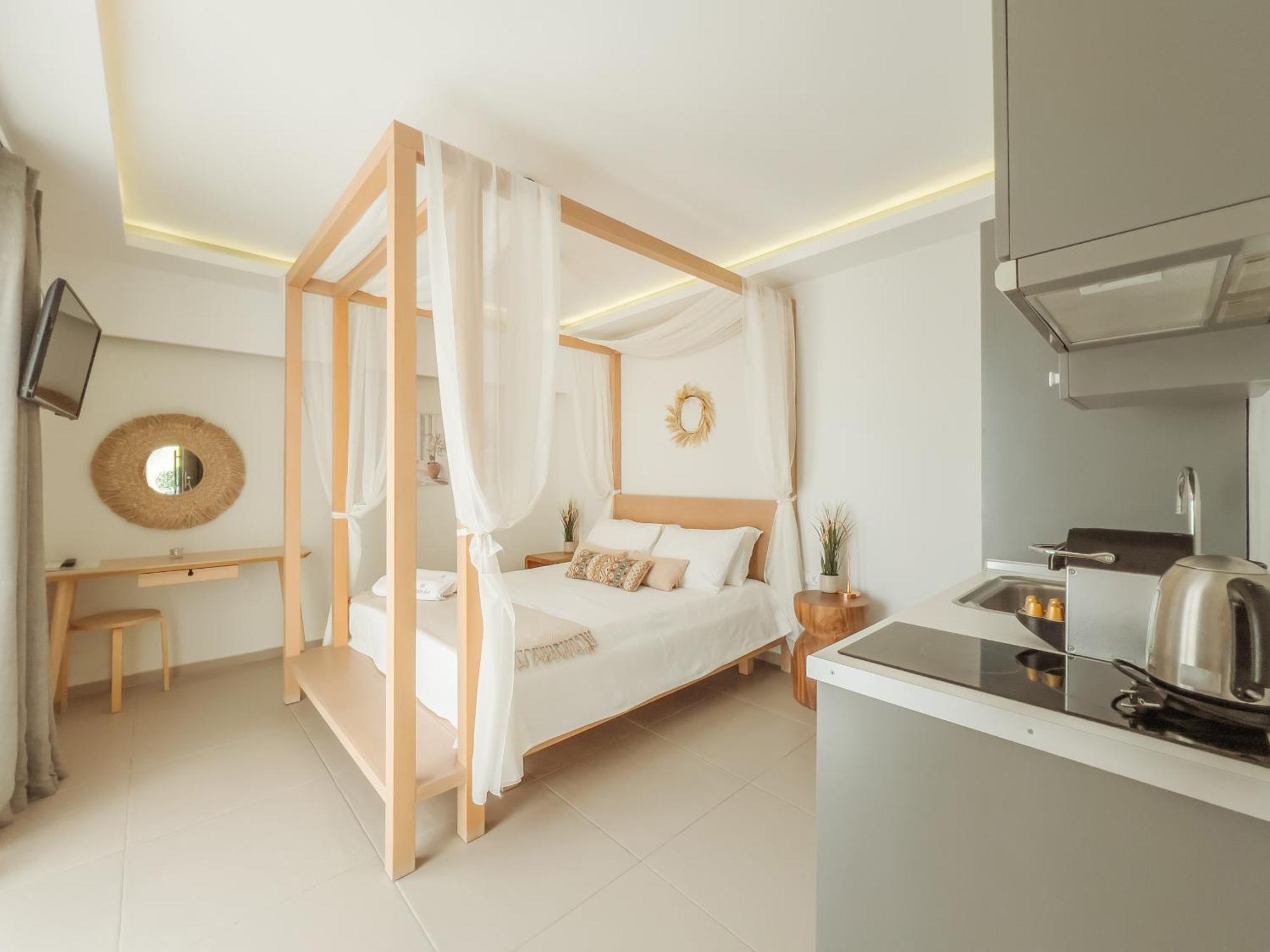 Golden Bay Suites&maisonettes Parga