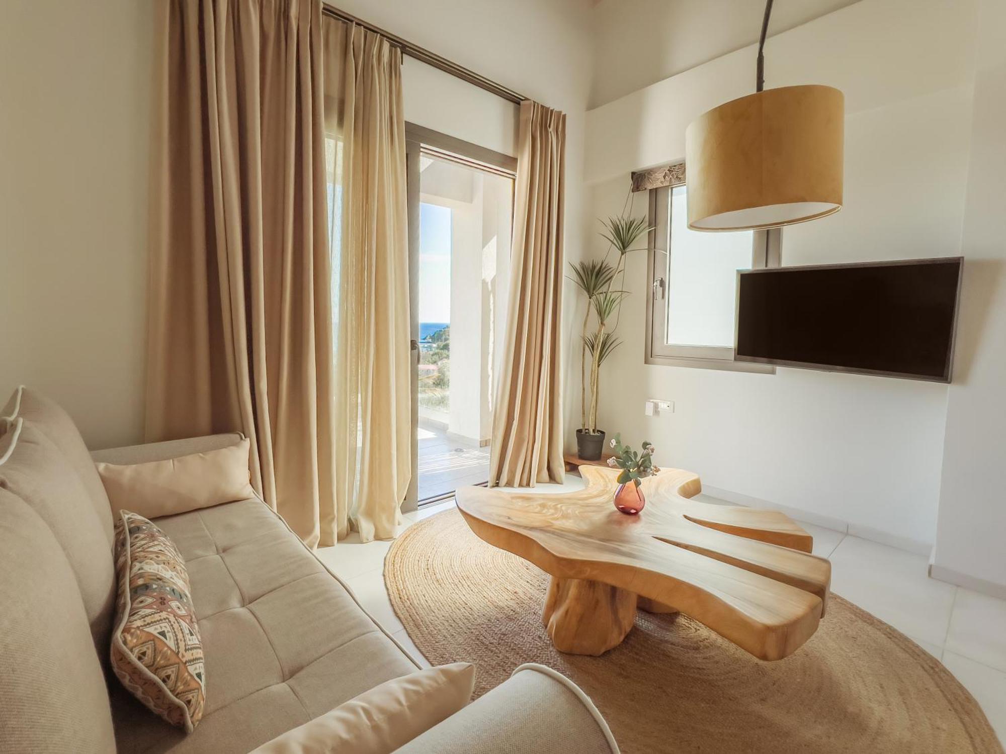 Golden Bay & Maisonettes * Parga